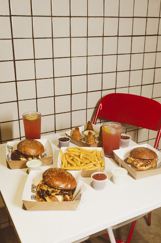 No momento, você está visualizando Alpha Burgers – Hamburgueria artesanal em Maceió